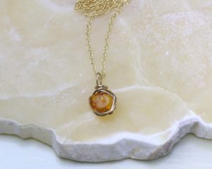 Amber Pendant in Gold